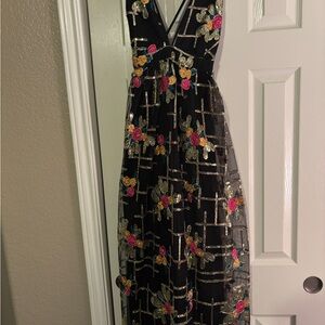 L'ATISTE Black Floral Embroidered Maxi Dress